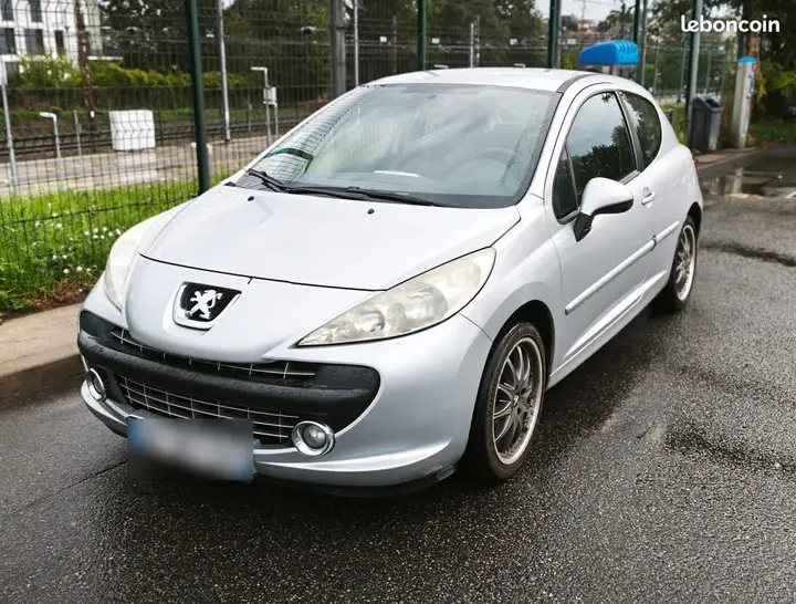 Peugeot 207