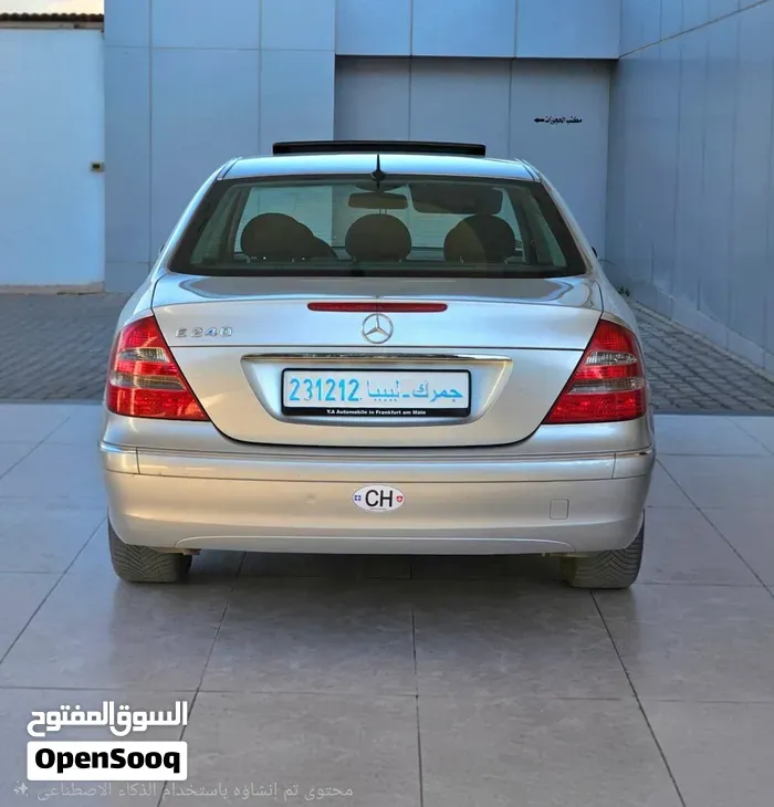 Mercedes-Benz E-Class 2005 photo 2