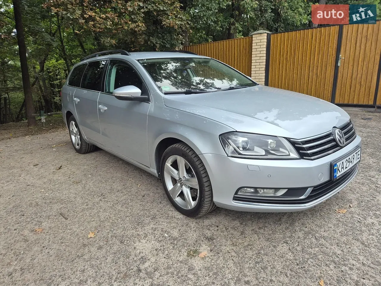 Volkswagen Passat 2012 photo 4