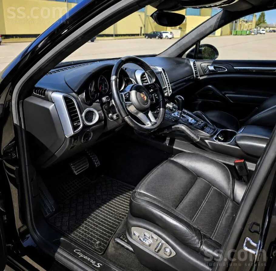 Porsche Cayenne 2013 photo 5