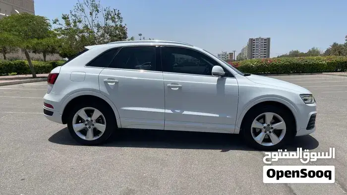 Audi Q3 2016 photo 4