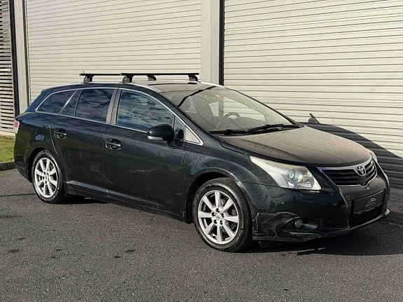 Toyota Avensis 2010 photo 5