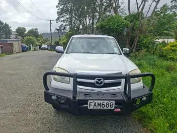 Mazda Bt-50 2009 photo 2