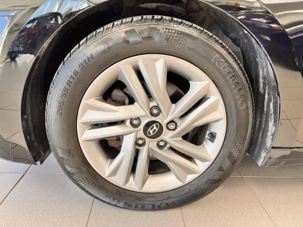 Hyundai Elantra 2020 photo 4