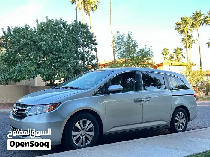 Honda Odyssey 2014 photo 4
