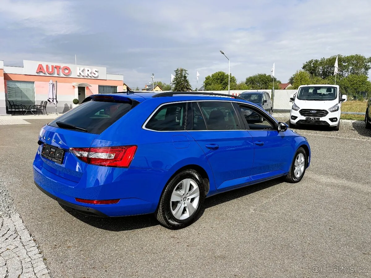 Skoda Superb 2022 photo 3