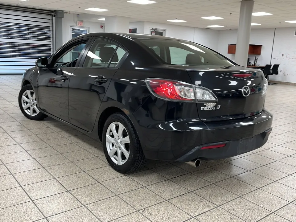 Mazda Mazda3 2011 photo 4