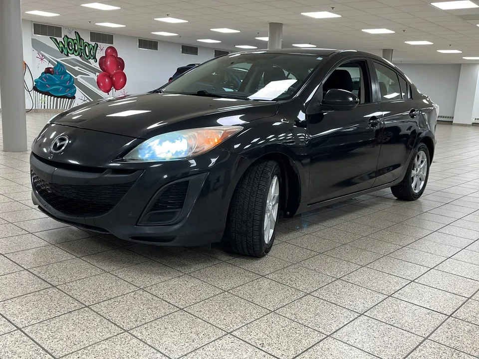 Mazda Mazda3 2011 photo 2