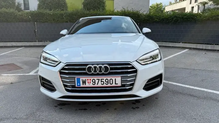 Audi A5 2017 photo 2