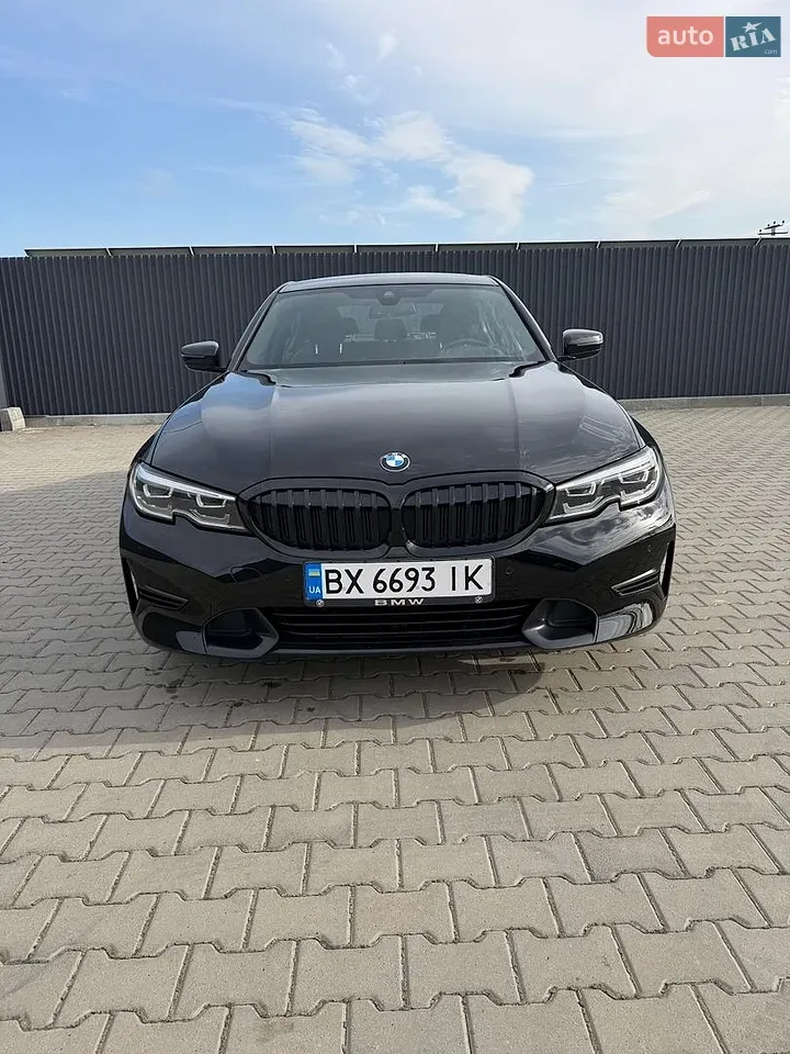 BMW 3 Series 2021 photo 5