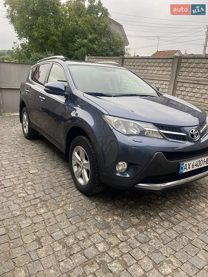 Toyota Rav4 2014 photo 5