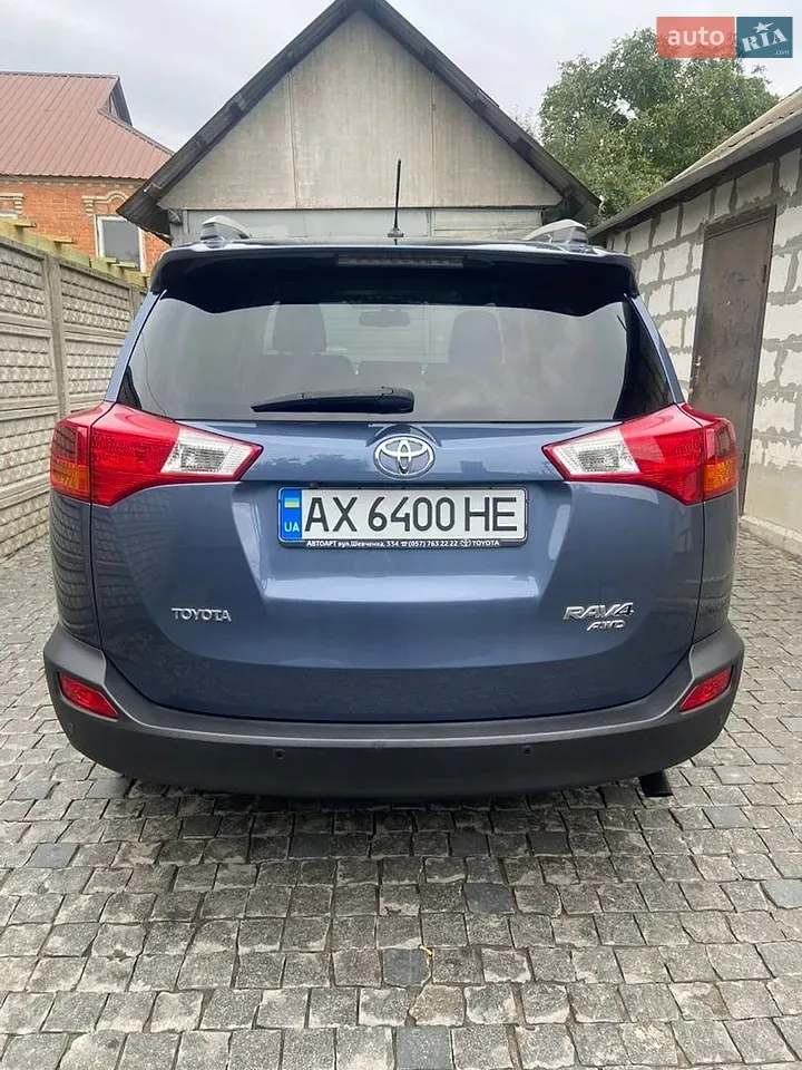 Toyota Rav4 2014 photo 3