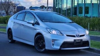 Toyota Prius 2012 photo 2