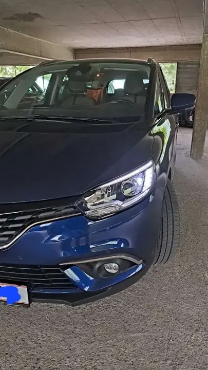 Renault Grand Scenic 2017 photo 2
