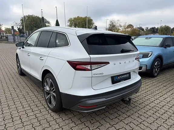 Skoda Enyaq 2023 photo 2