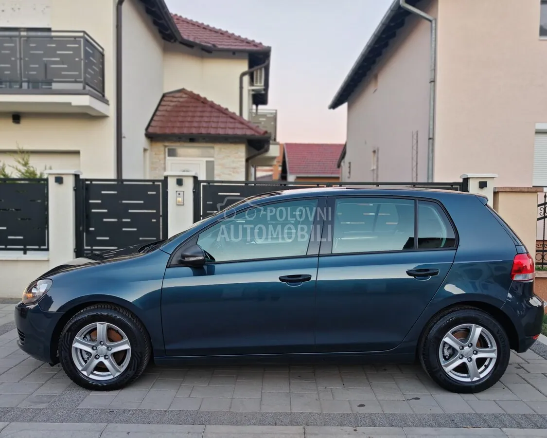 Volkswagen Golf 6 2010 photo 2