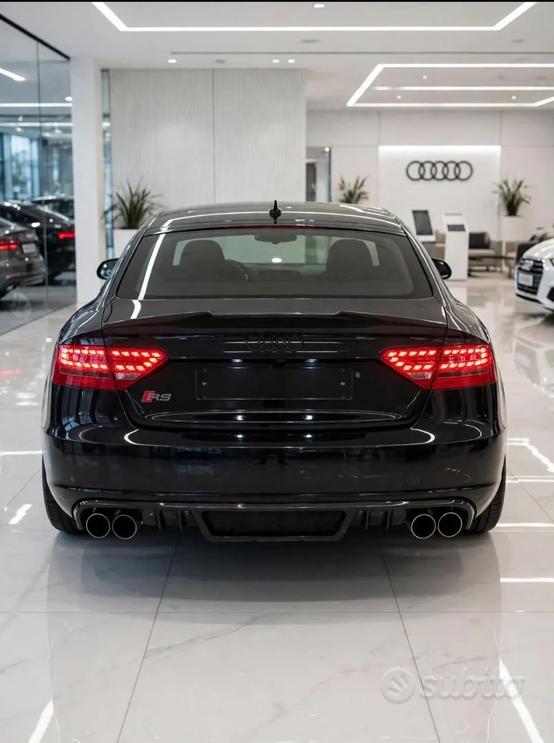 Audi A5 2010 photo 2