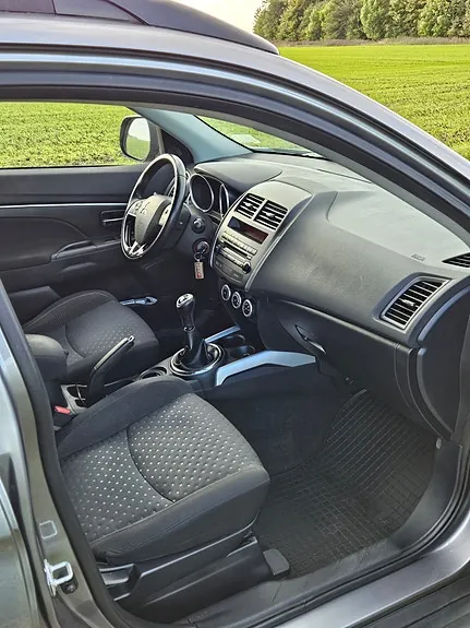 Mitsubishi Asx 2011 photo 3