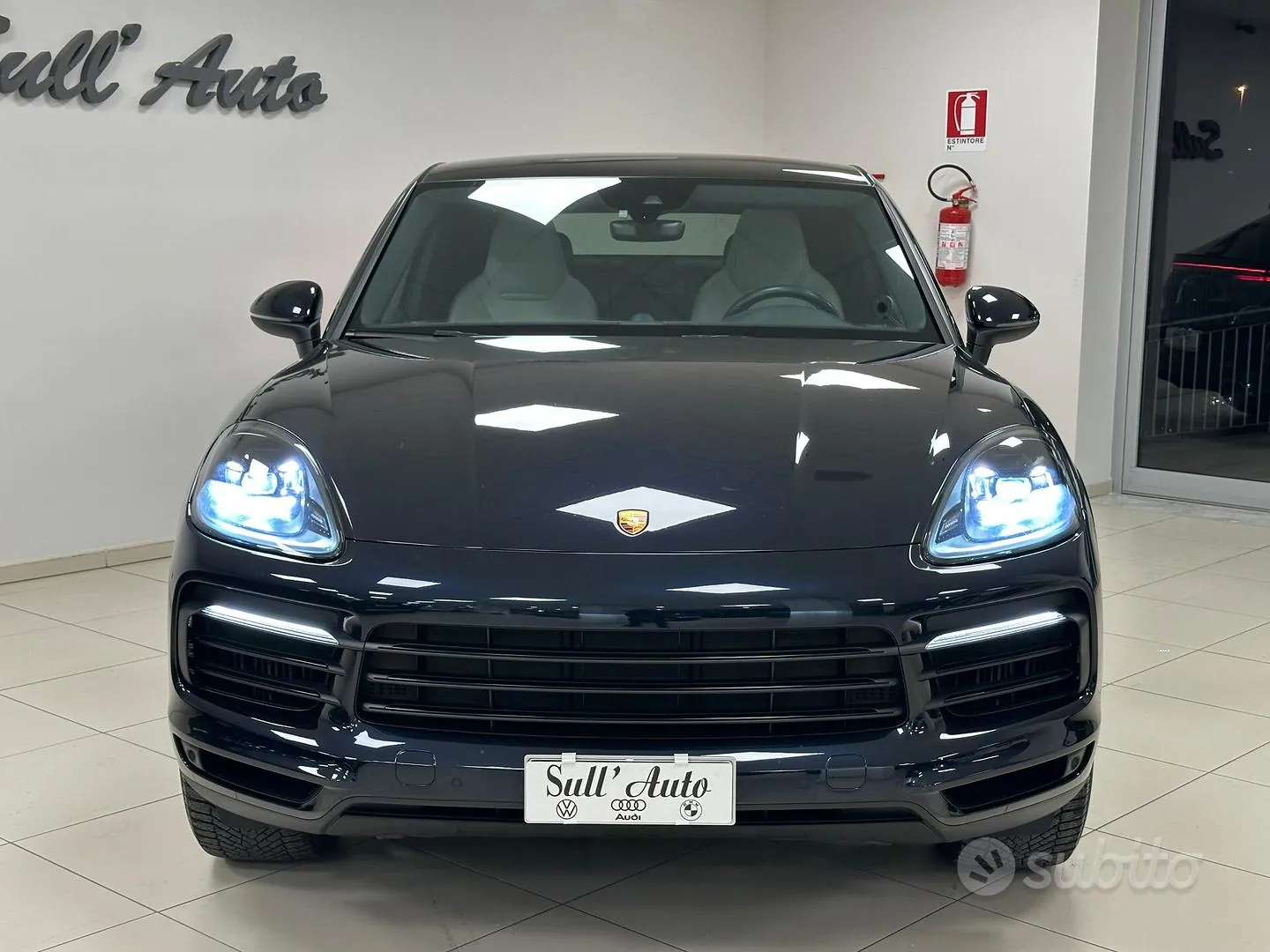 Porsche Cayenne 2023 photo 2