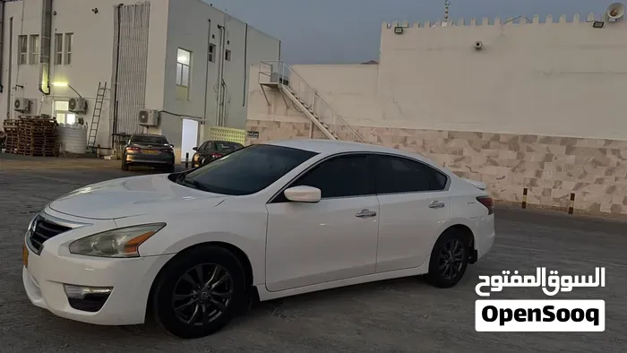 Nissan Altima 2015 photo 3