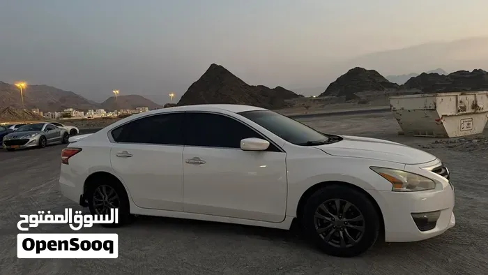 Nissan Altima 2015 photo 4