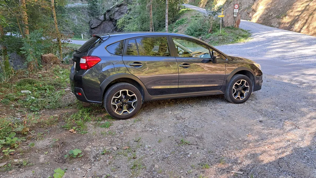 Subaru Xv 2014 photo 2