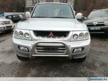 Mitsubishi Pajero 2000 photo 2