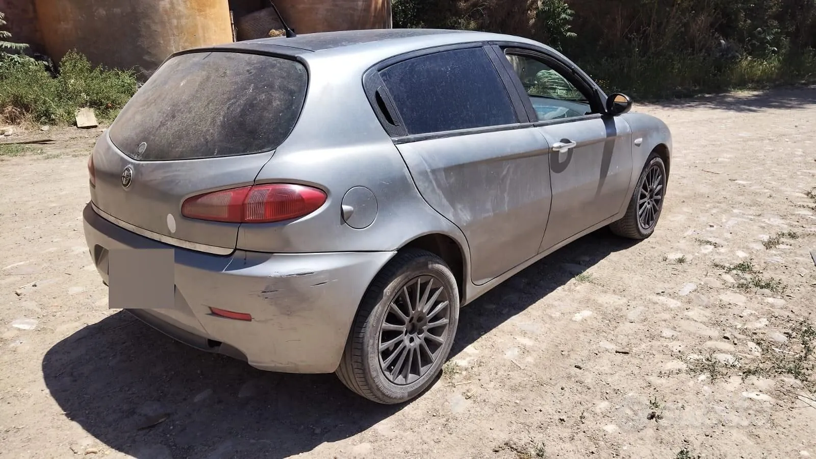 Alfa Romeo 147 2005 photo 2