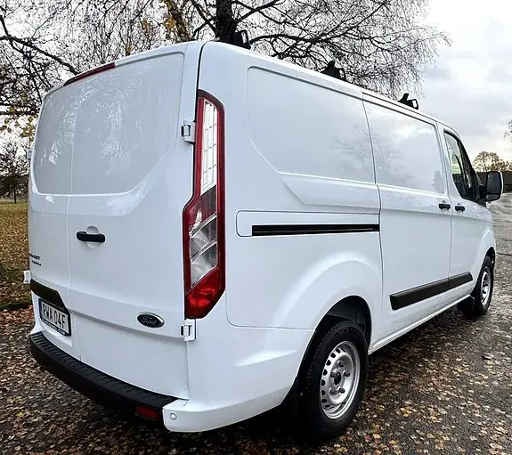 Ford Transit Custom 2023 photo 3
