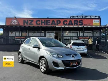 Mazda Demio 2013 photo 2