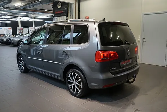 Volkswagen Touran 2014 photo 5
