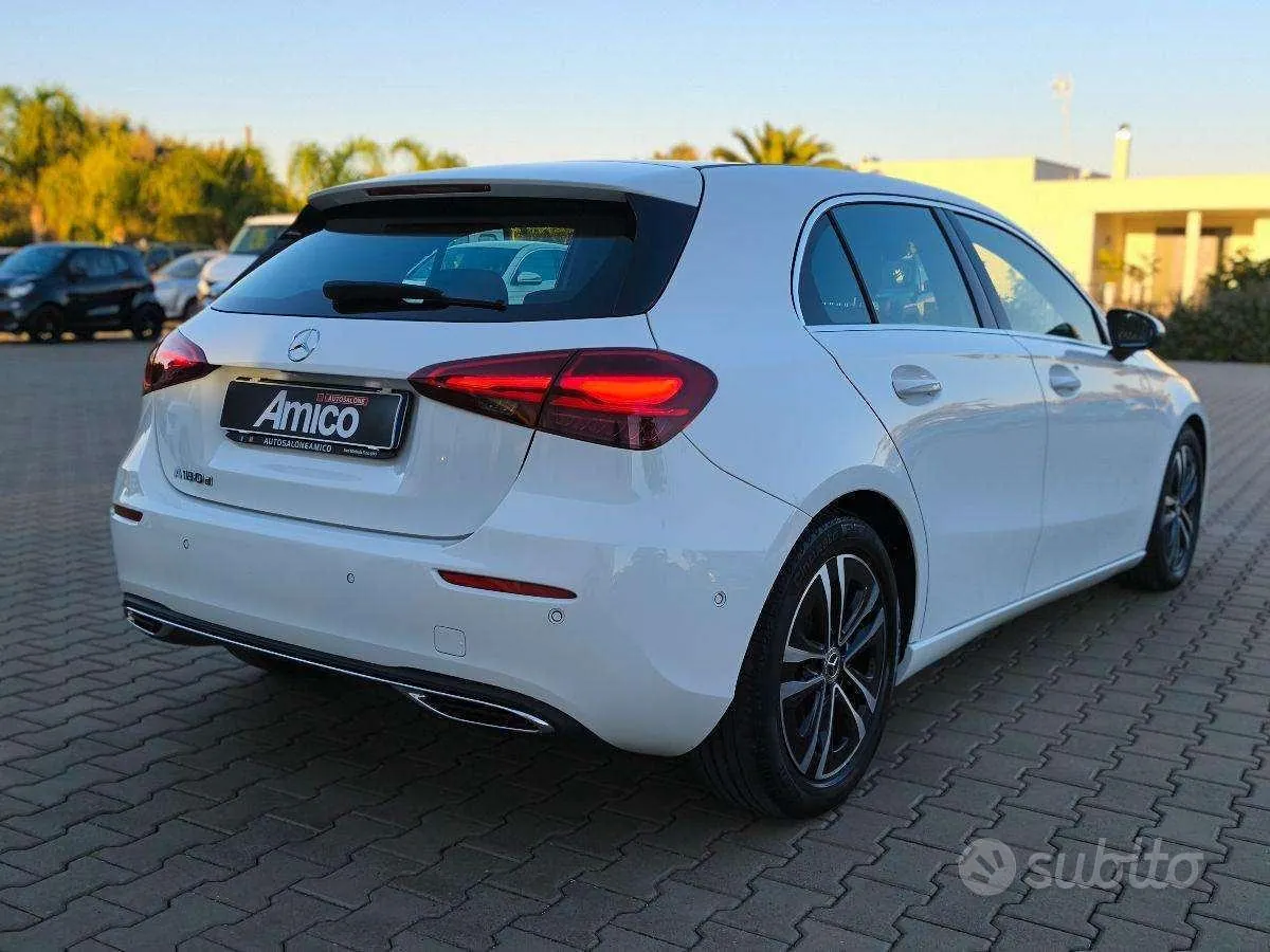 Mercedes-Benz A 180 2024 photo 4