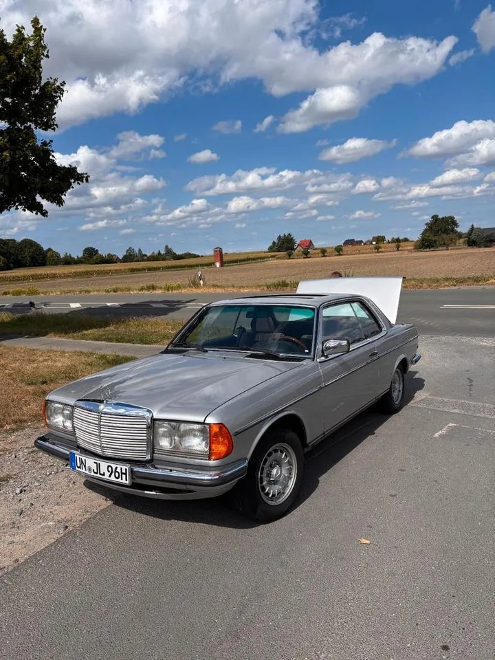 Mercedes-Benz 230 Ce