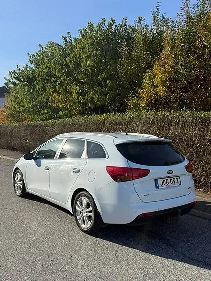 Kia Ceed 2013 photo 2