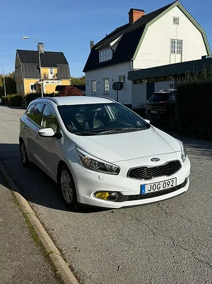 Kia Ceed 2013 photo 3