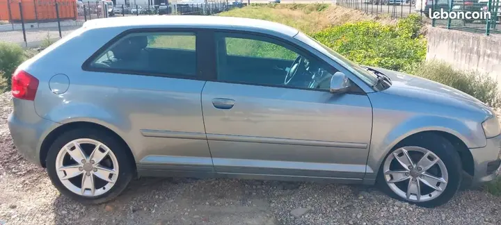 Audi A3 2009 photo 2