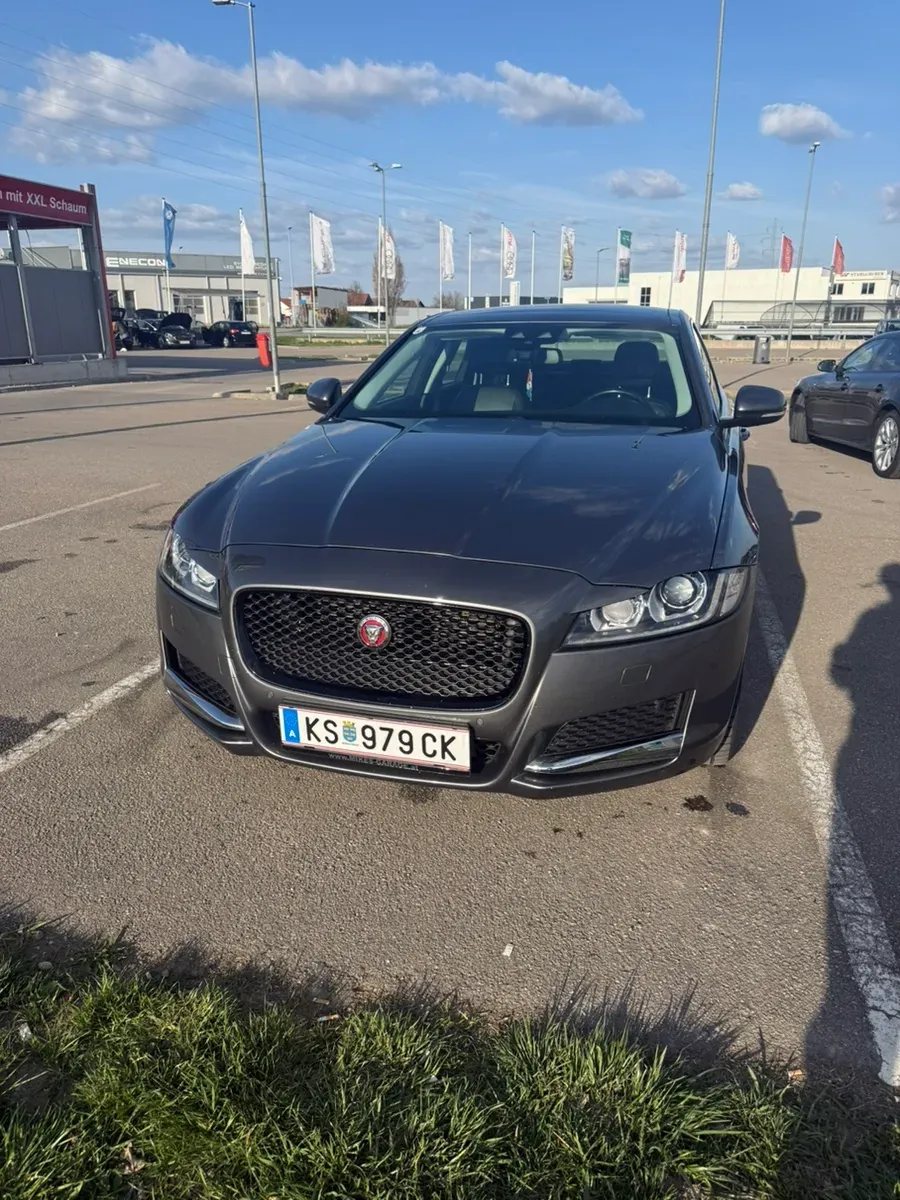 Jaguar Xf