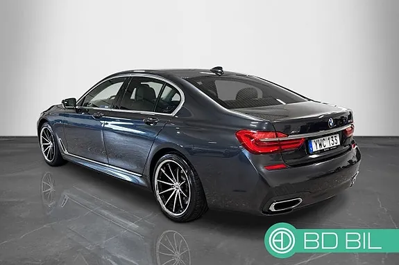 BMW 740D 2018 photo 2