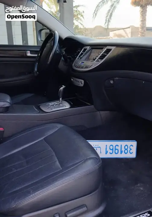 Genesis G80 2013 photo 3