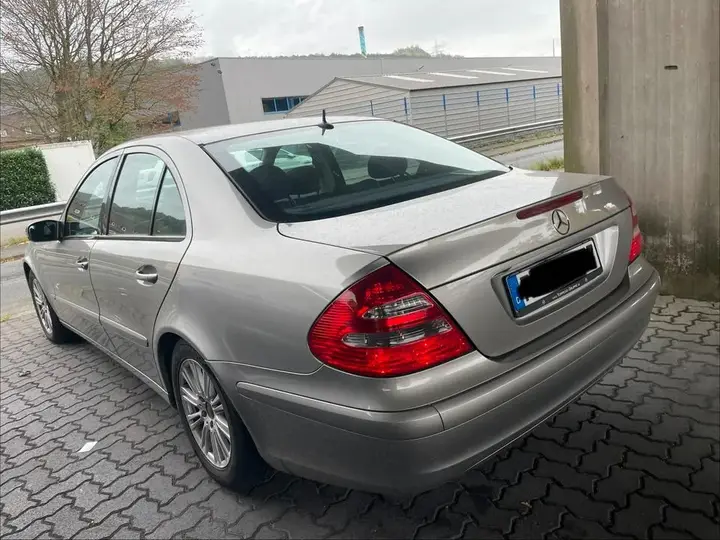 Mercedes-Benz E200 Cdi