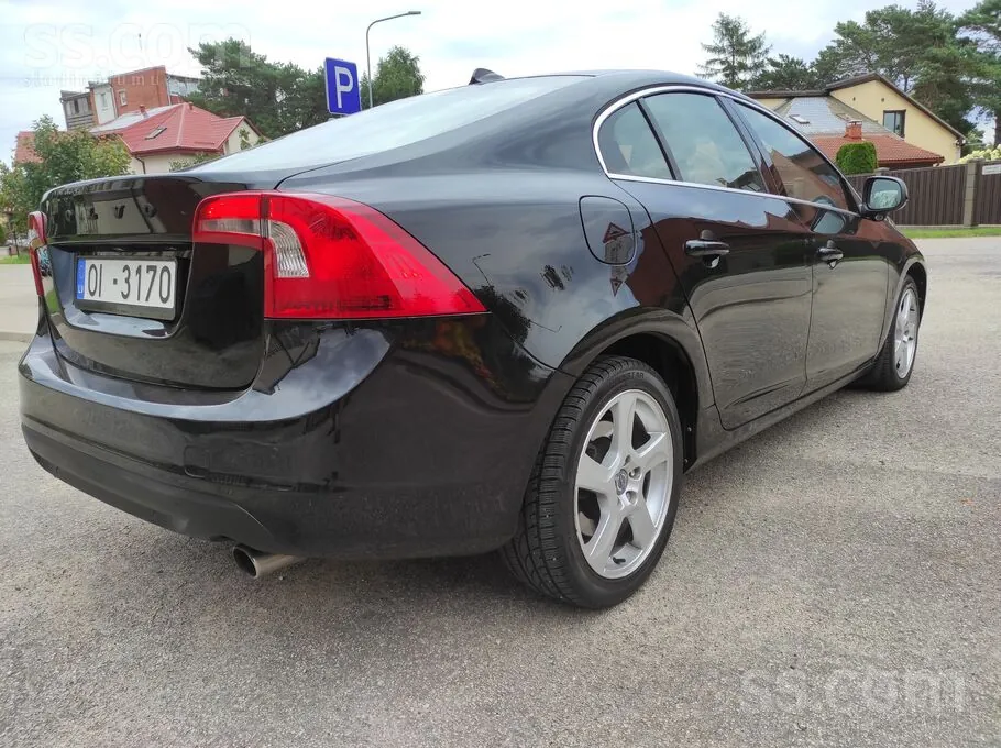 Volvo S60 2011 photo 5