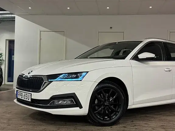 Skoda Octavia 2022 photo 3