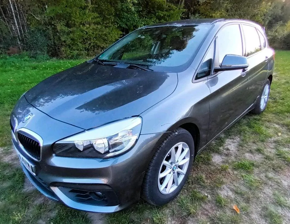 BMW 218I