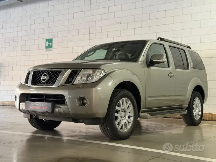Nissan Pathfinder 2011 photo 3