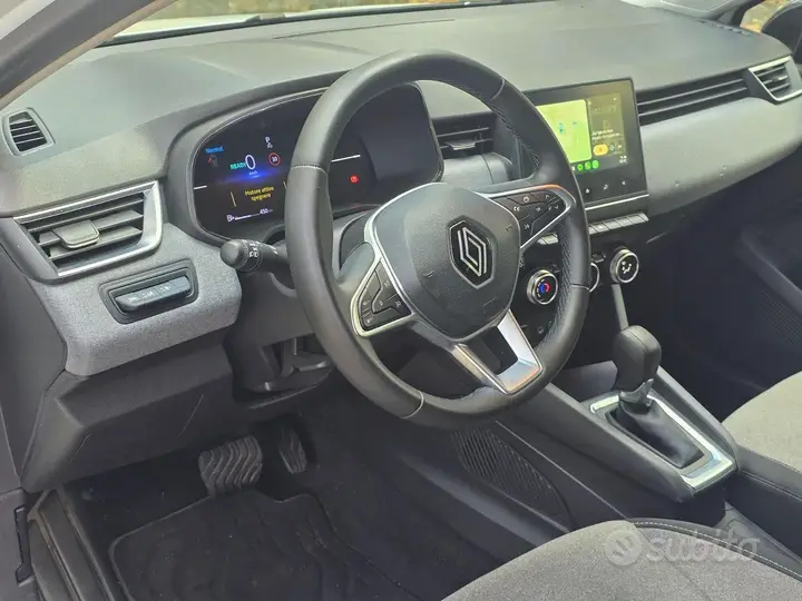 Renault Clio 2024 photo 5