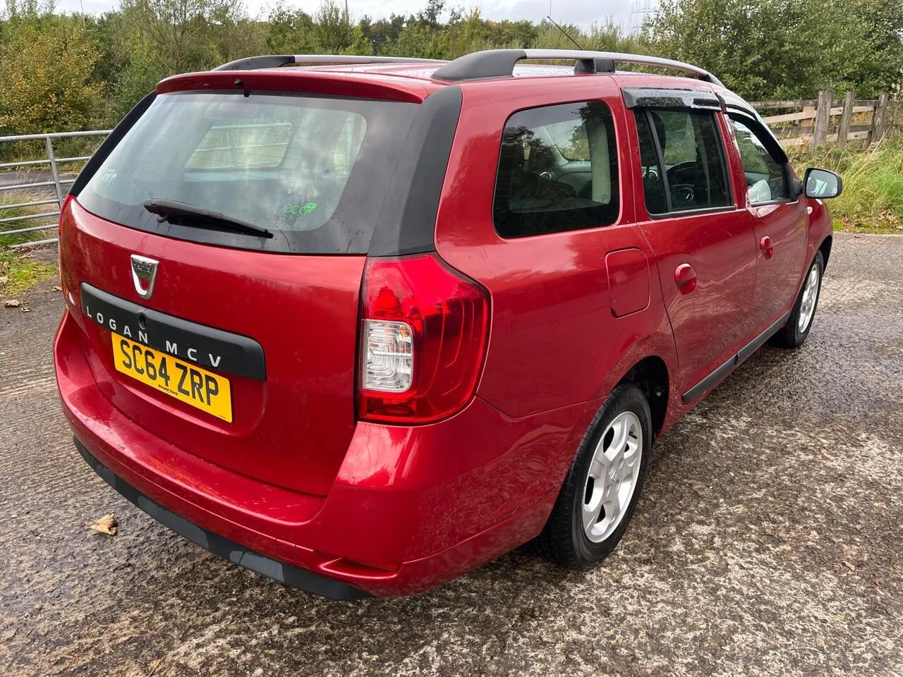 Dacia Logan 2015 photo 3