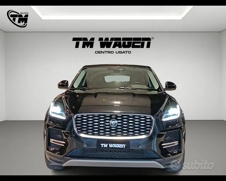 Jaguar E-Pace 2021 photo 2