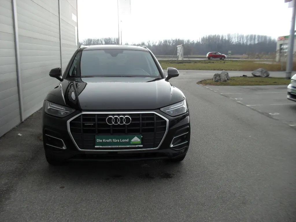 Audi Q5 2024 photo 2