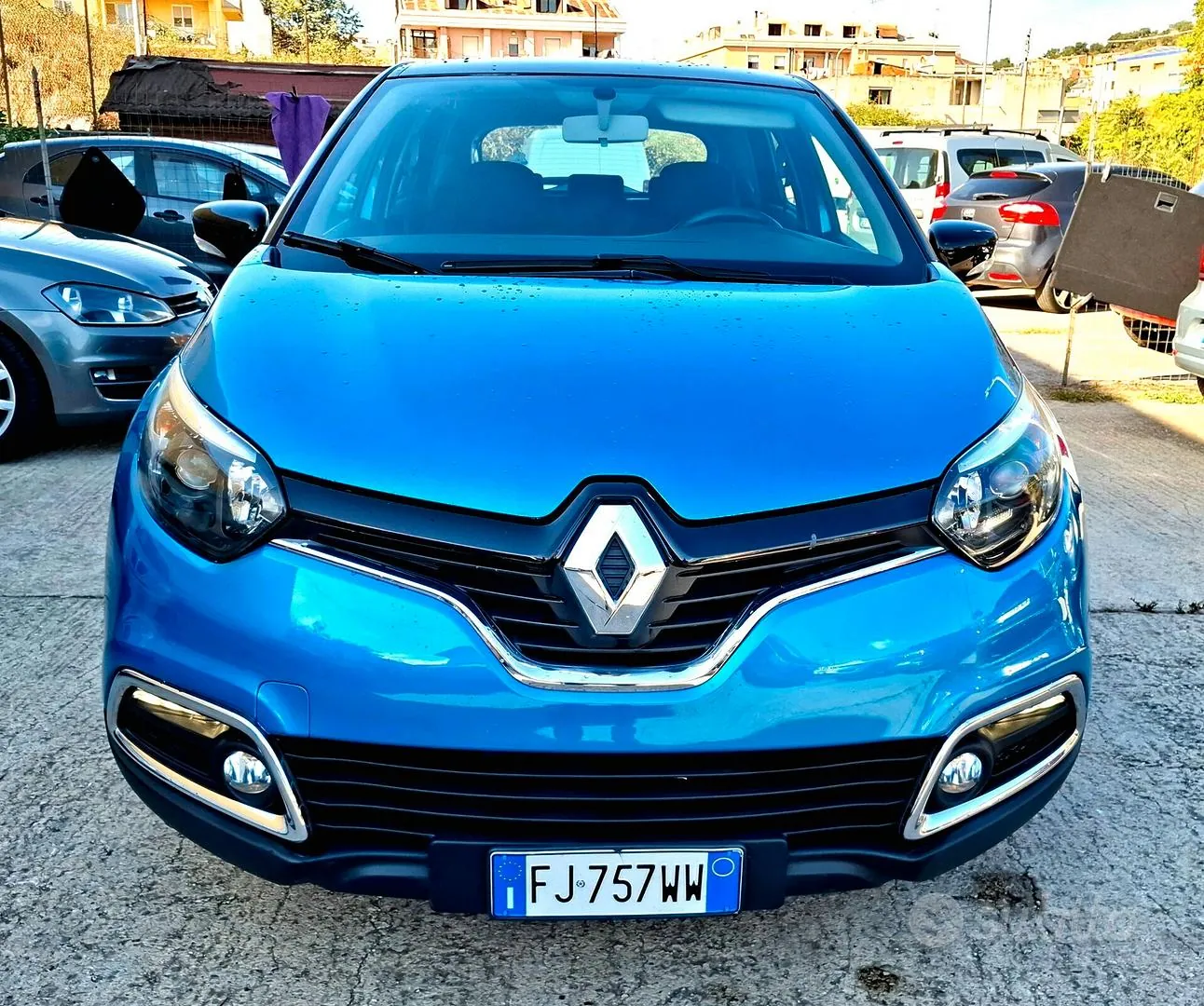 Renault Captur 2017 photo 2