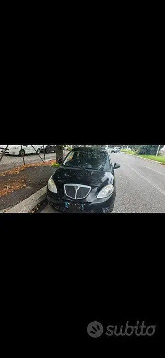 Lancia Ypsilon 2010 photo 2